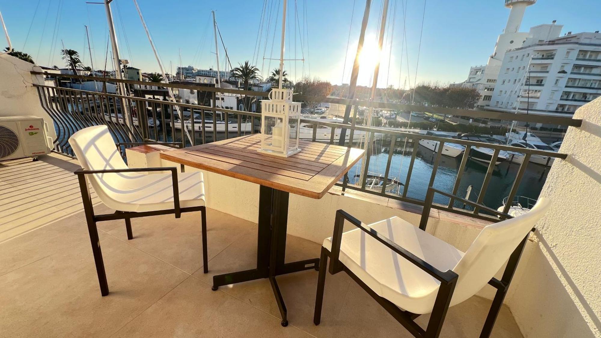 Estudio Frente Al Canal Con Terraza Ampuriabrava Exterior foto